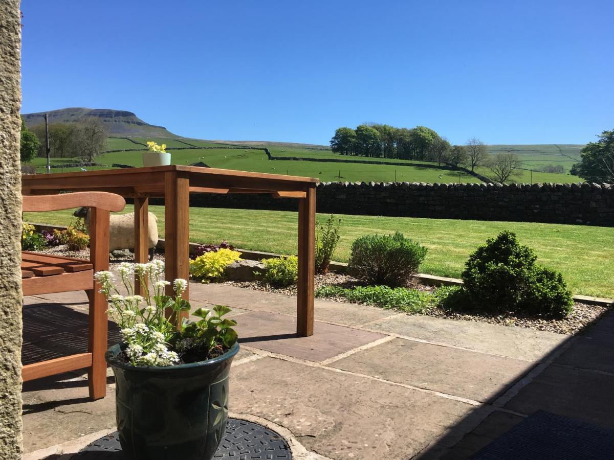 Broad Croft House Bed & Breakfast Horton in Ribblesdale Bagian luar foto